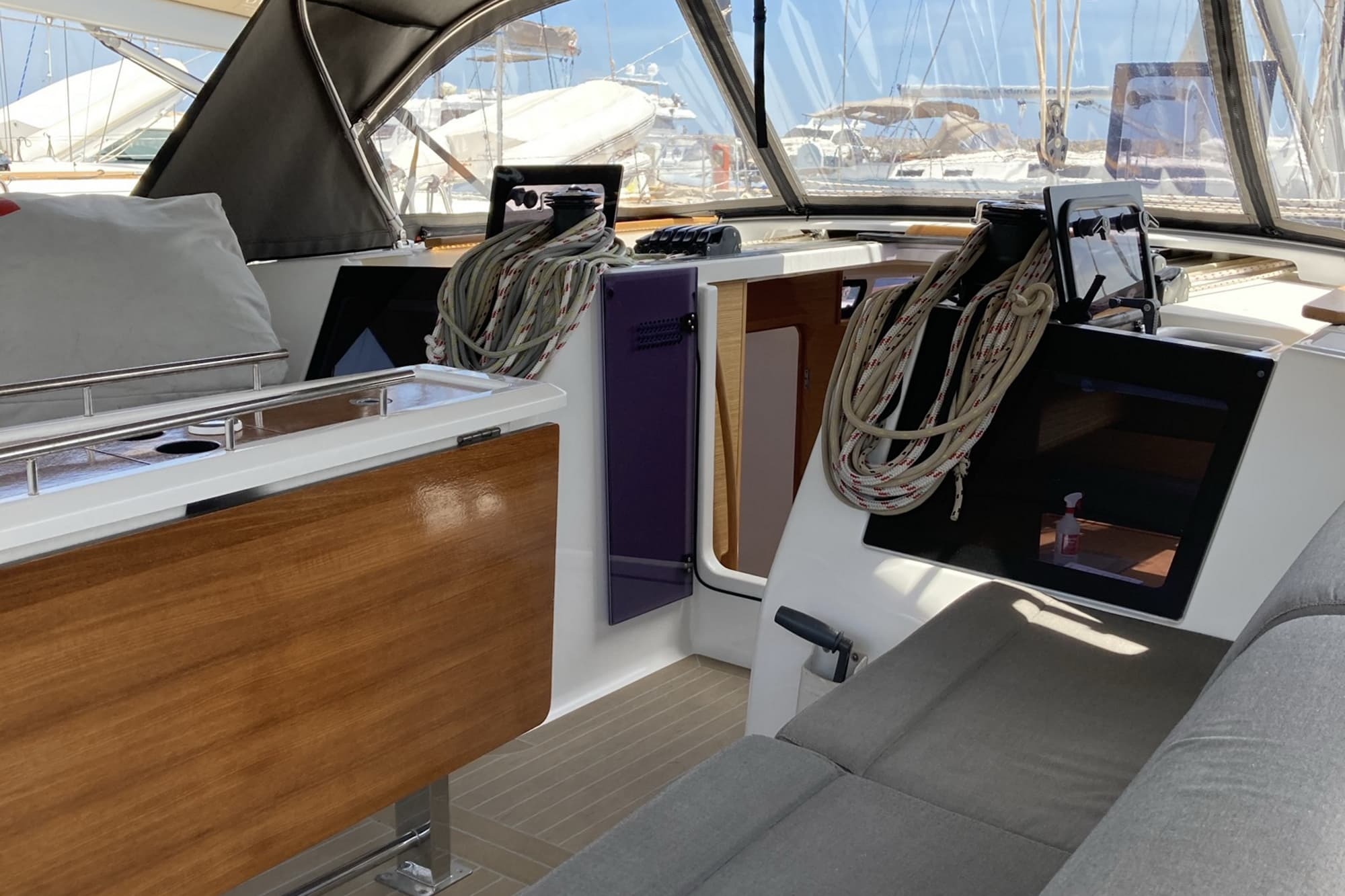 Dufour 460 Grand Large - photo 24