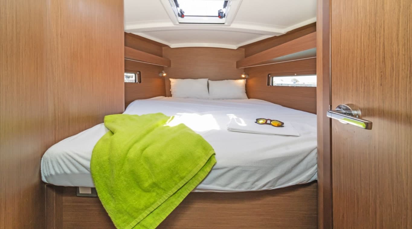 Oceanis 40.1 - photo 6