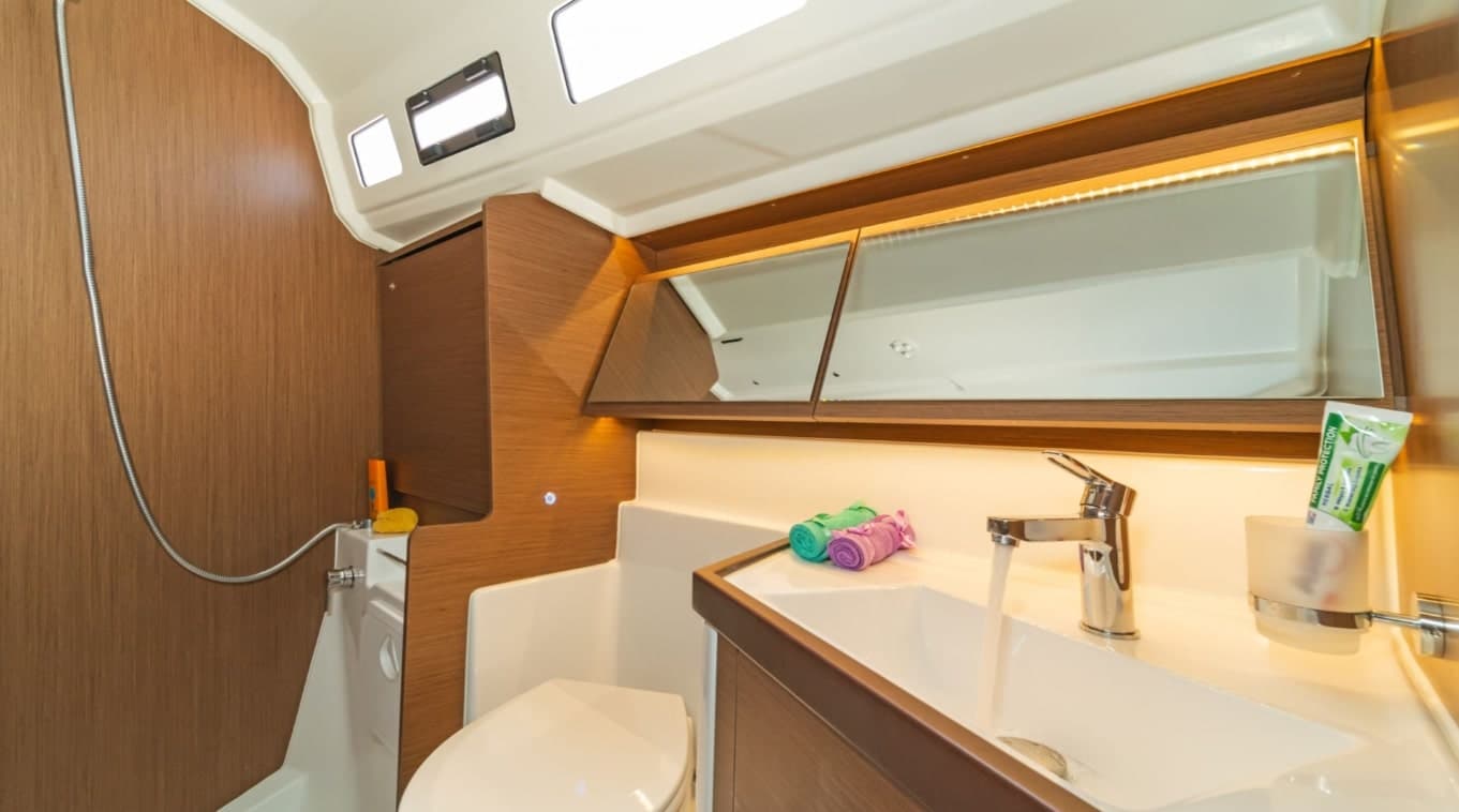 Oceanis 40.1 - photo 7