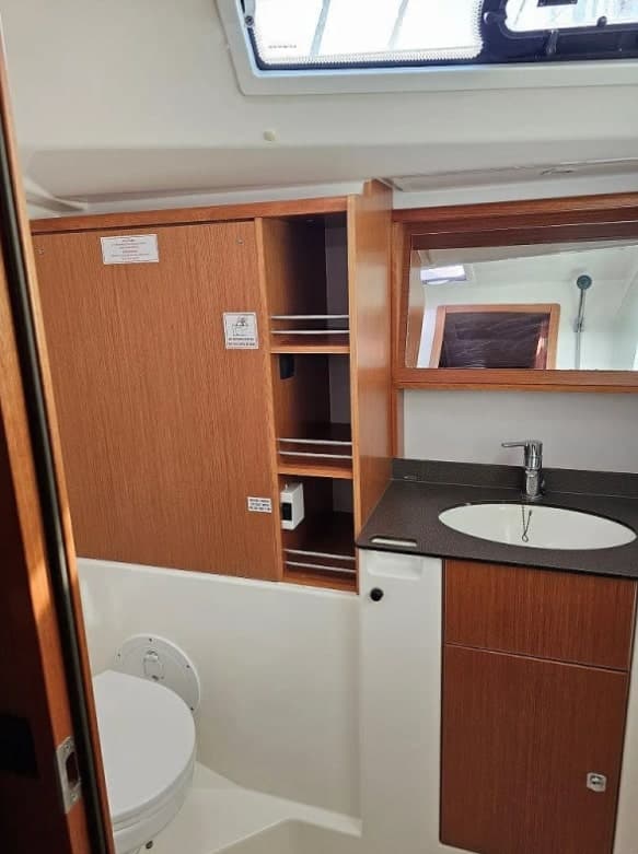 Bavaria Cruiser 51 - photo 11