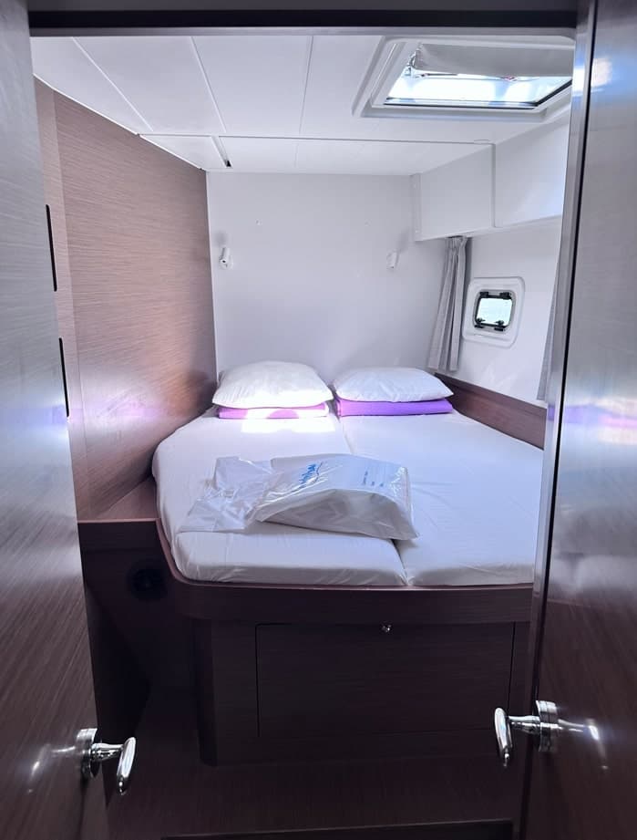 Lagoon 42 - photo 12