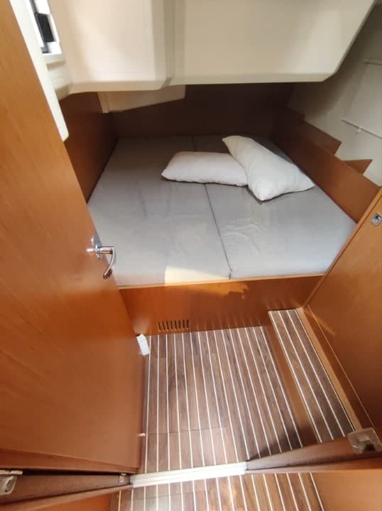 Bavaria C42 - photo 6