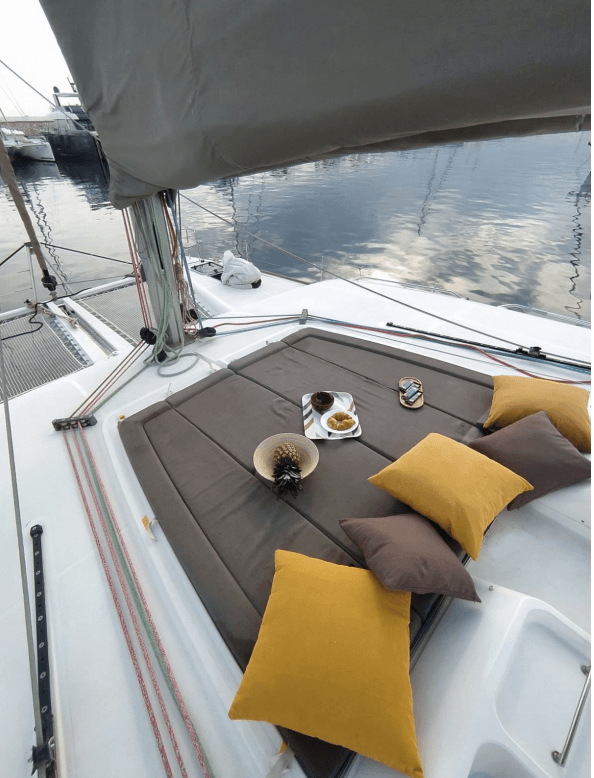 Lagoon 450 Fly - photo 6