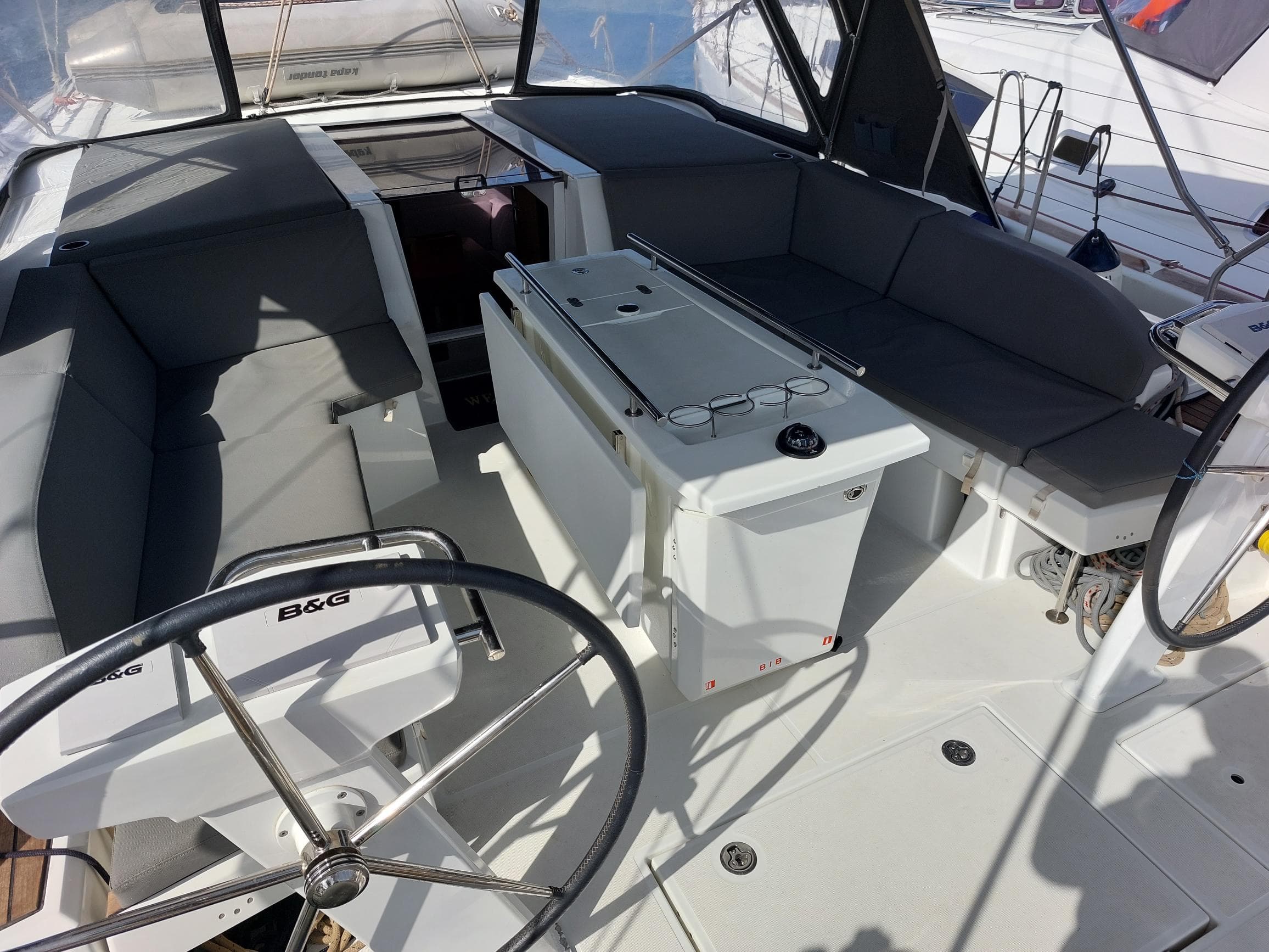 Oceanis 46.1 - photo 14