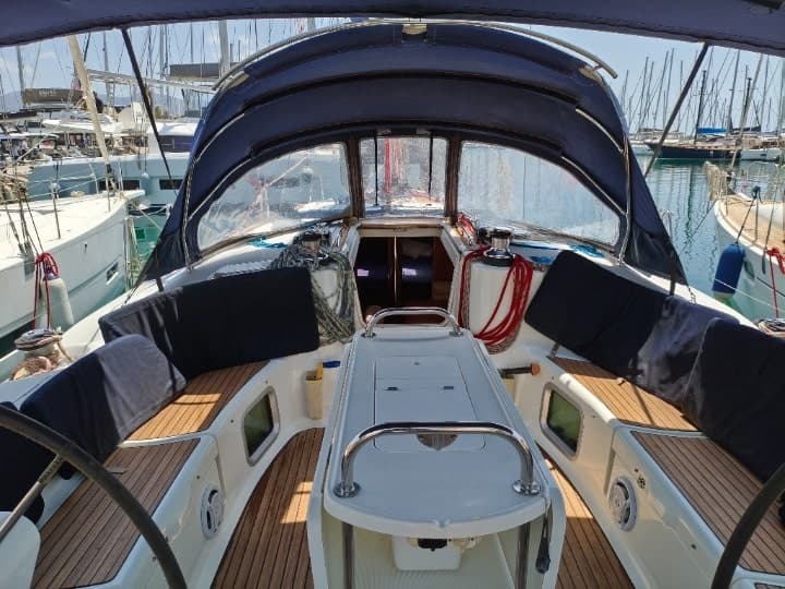Sun Odyssey 45 - photo 7
