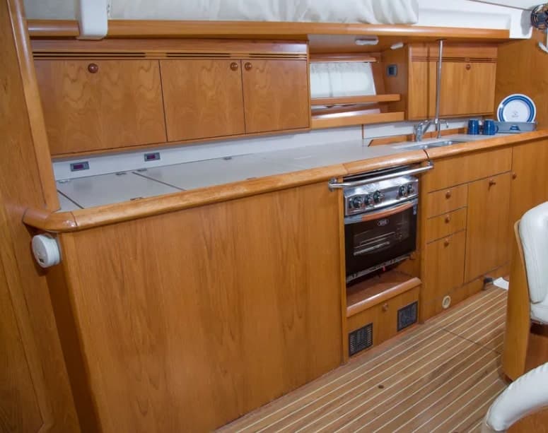 Sun Odyssey 45 - photo 5