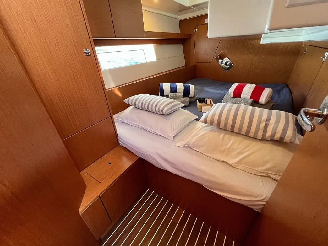 Bavaria C45 - photo 6