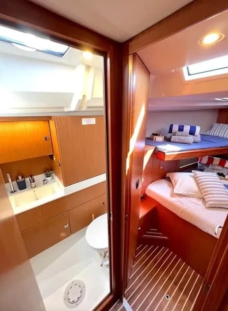 Bavaria C45 - photo 8