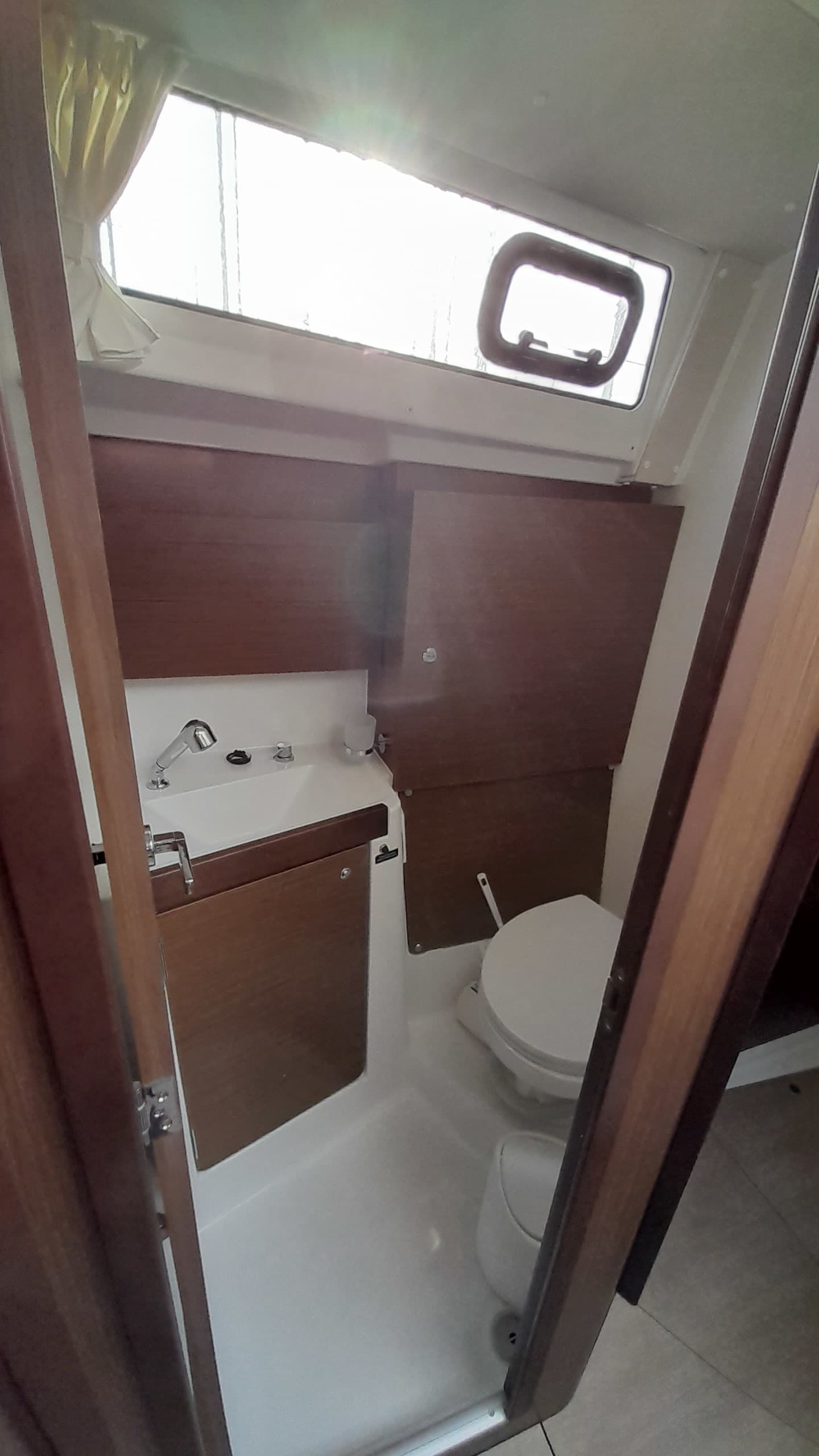 Oceanis 38.1 - photo 5