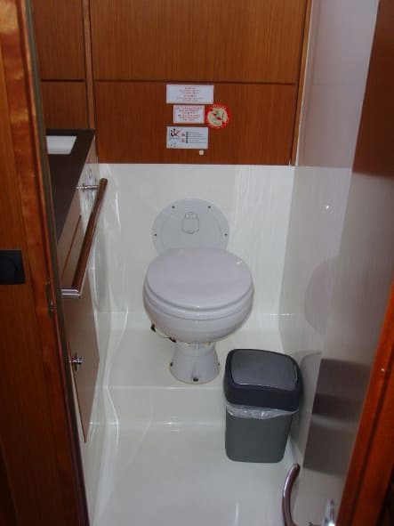 Bavaria Cruiser 46 - photo 12