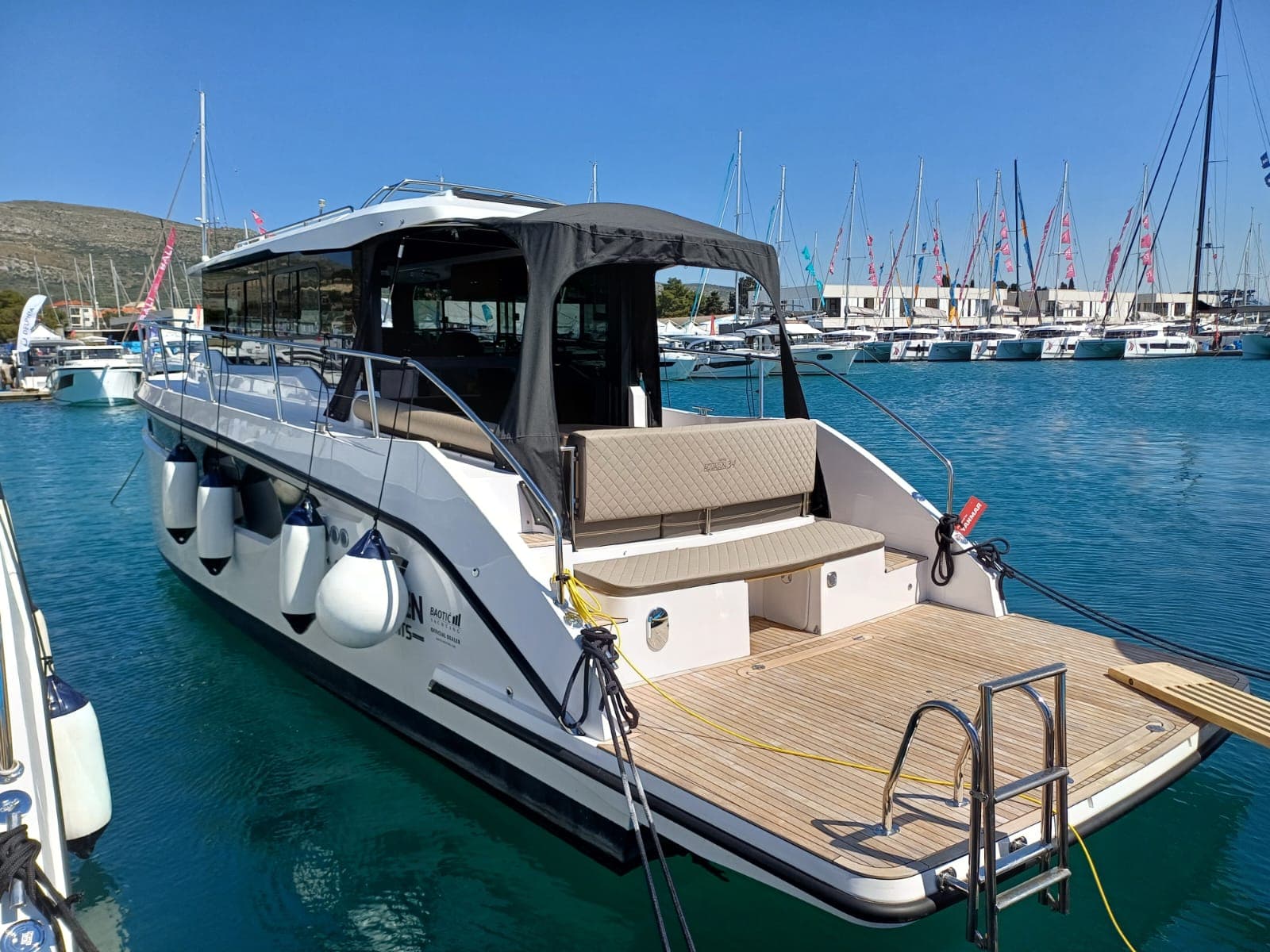 Nikhen Aquasun 34 - photo