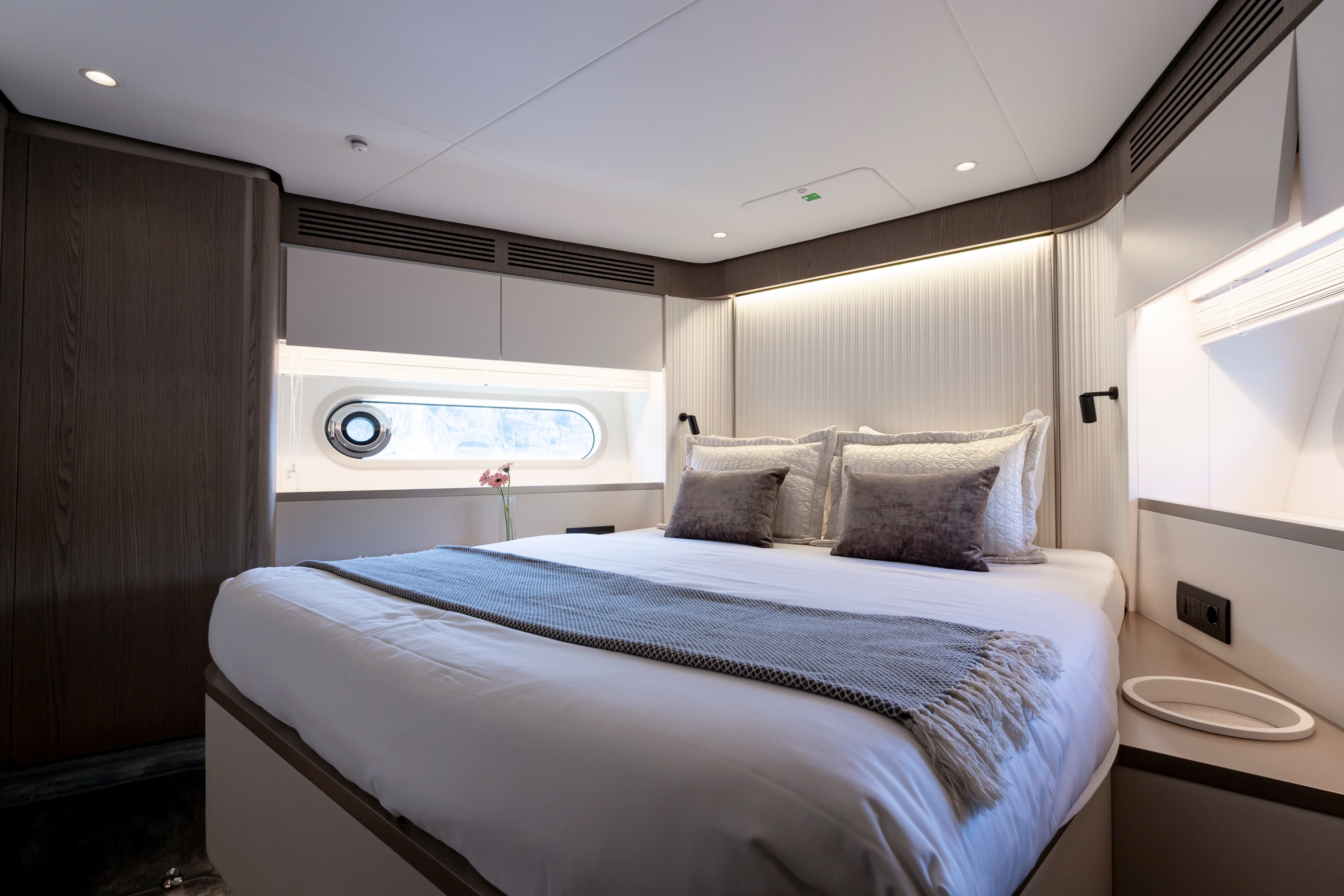 Azimut Magellano 60 - photo 77