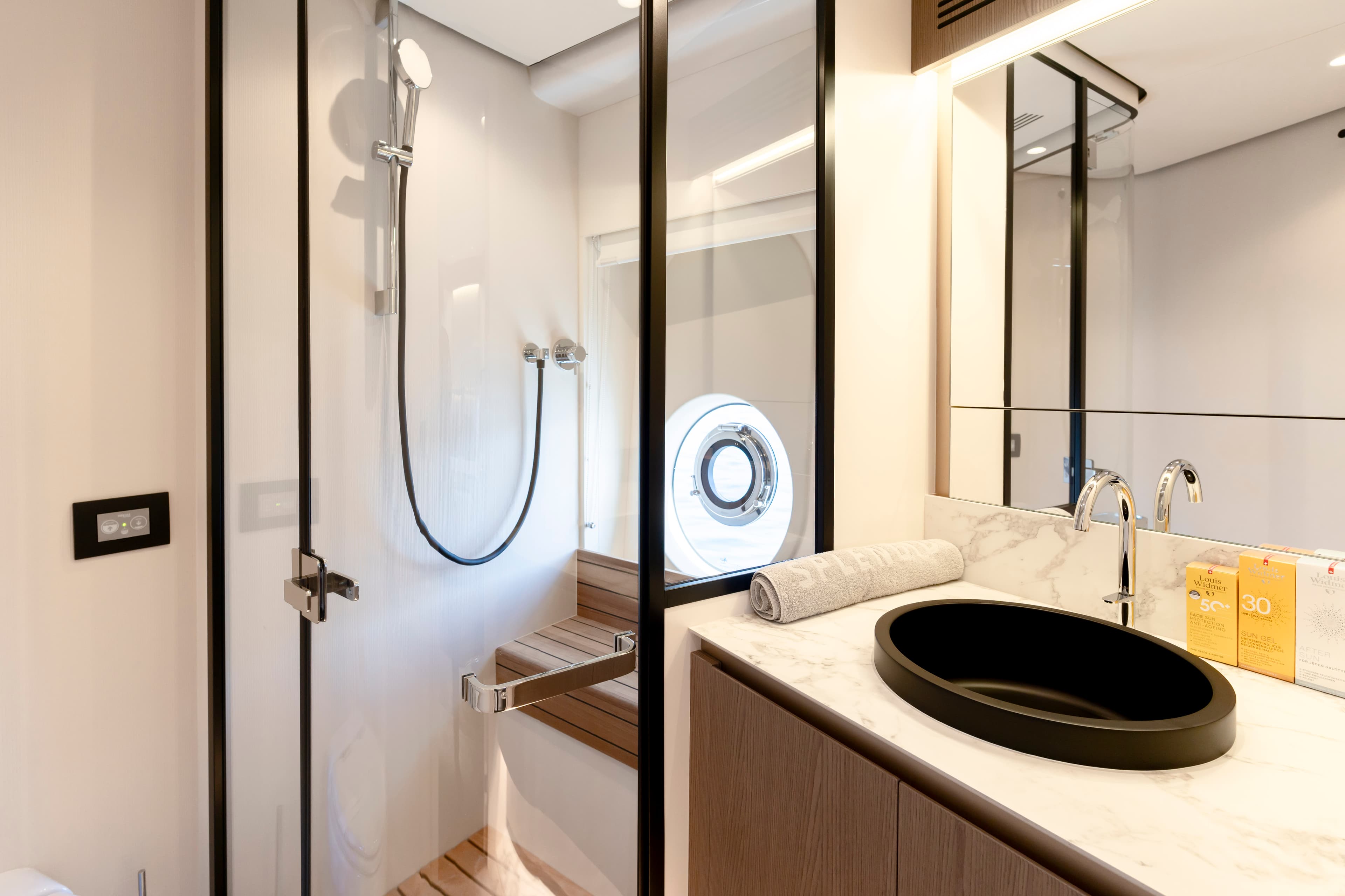 Azimut Magellano 60 - photo 79