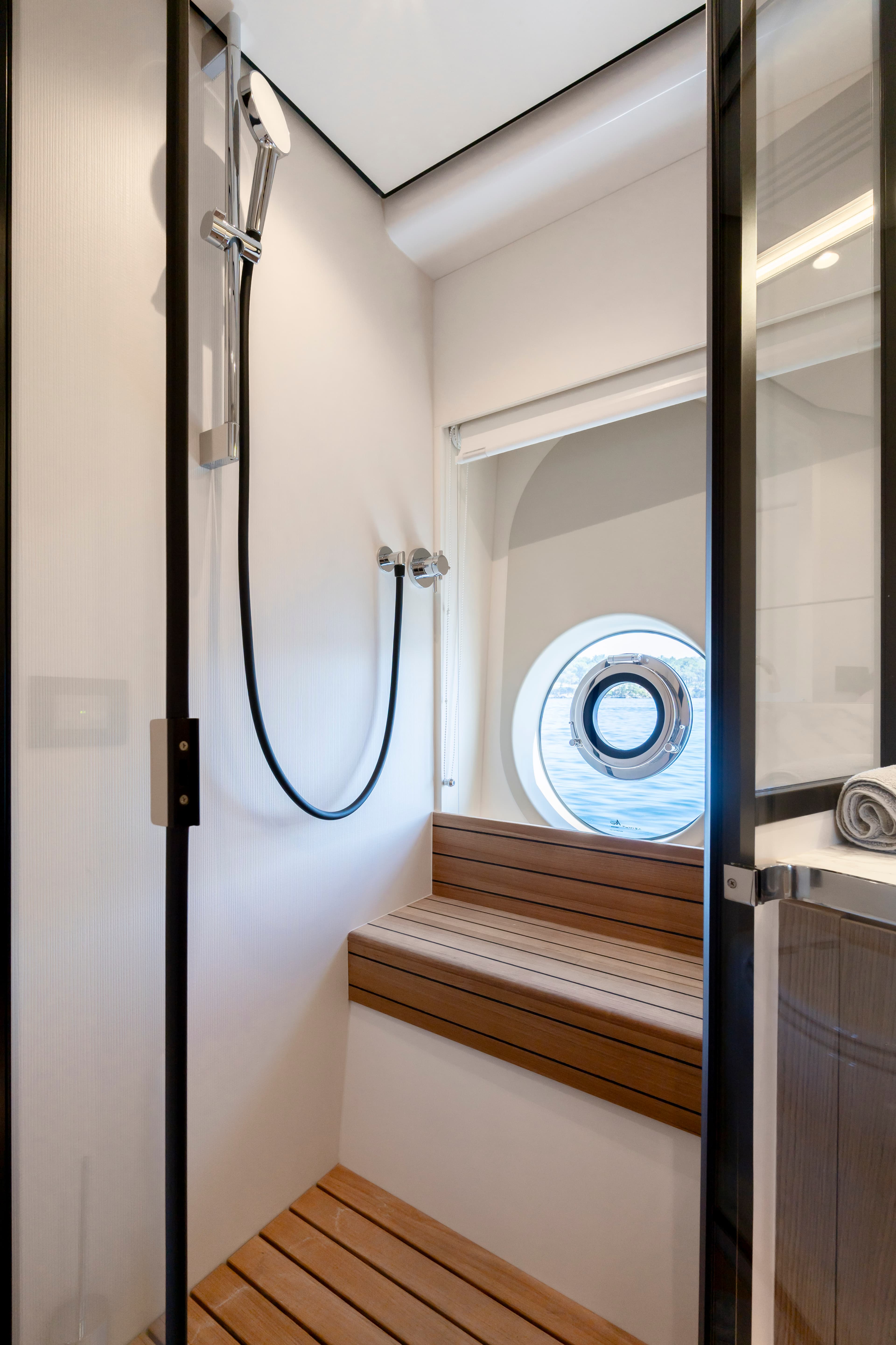 Azimut Magellano 60 - photo 82