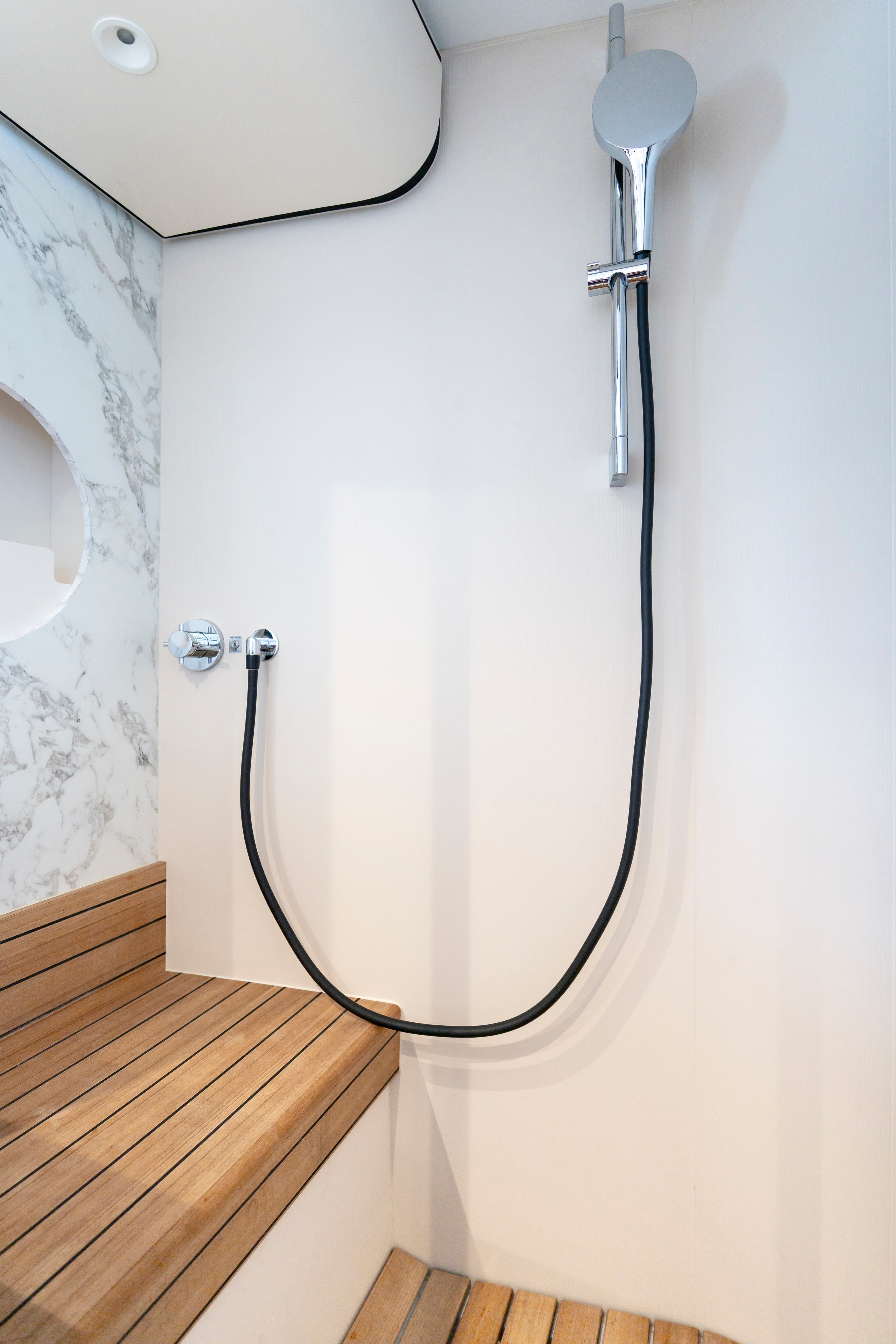 Azimut Magellano 60 - photo 105