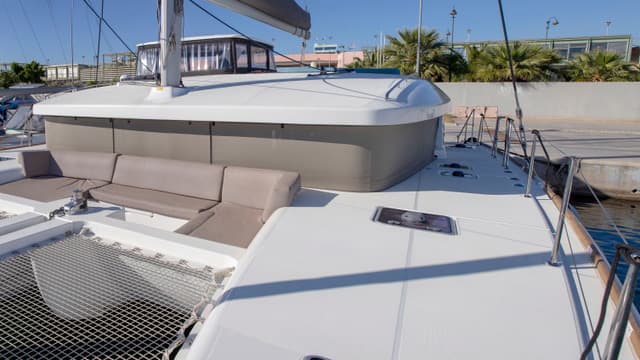 Lagoon 450 - photo 13