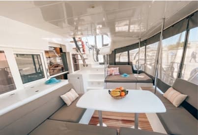 Lagoon 450 - photo 17