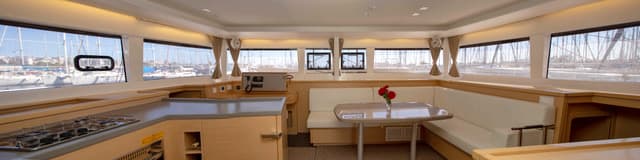 Lagoon 450 - photo 12