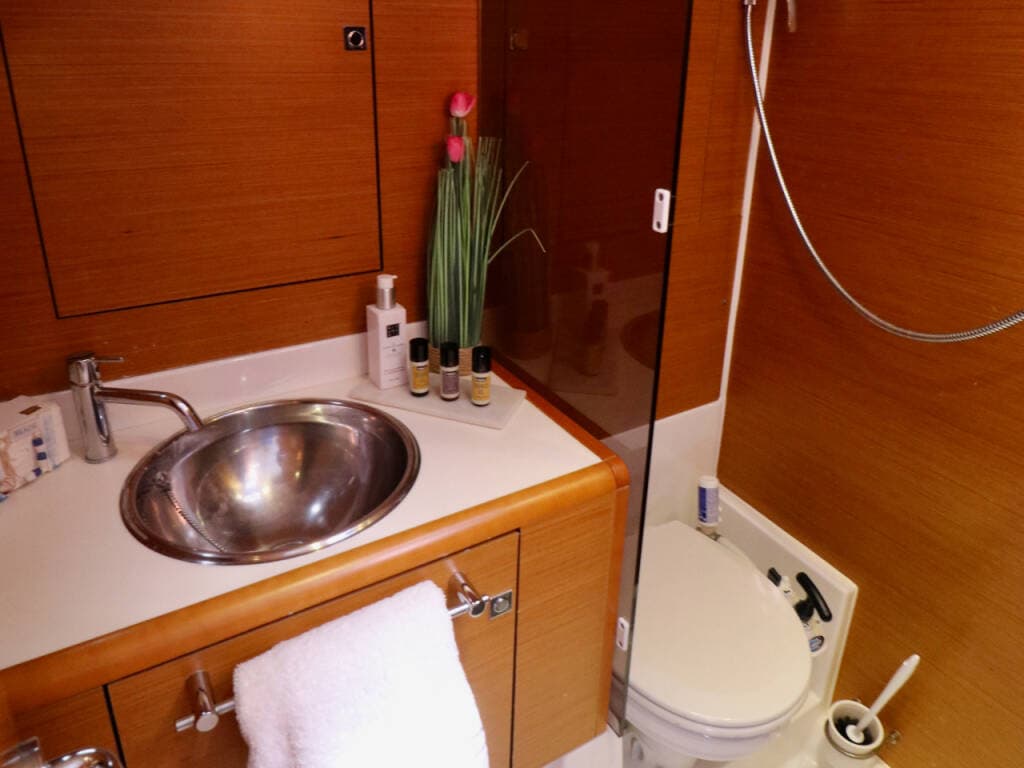 Sun Odyssey 439 - photo 9