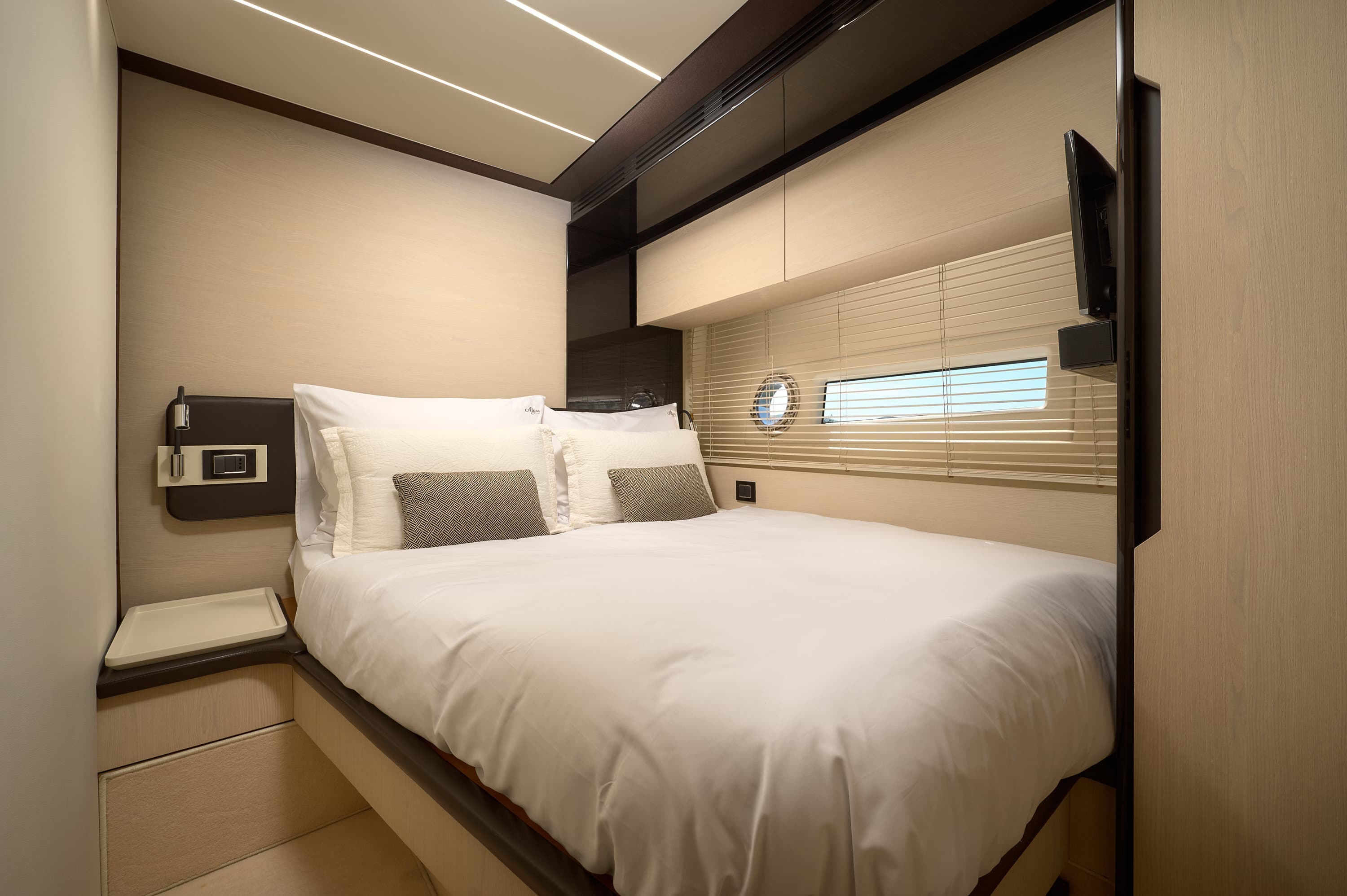 Azimut 72 - photo 39