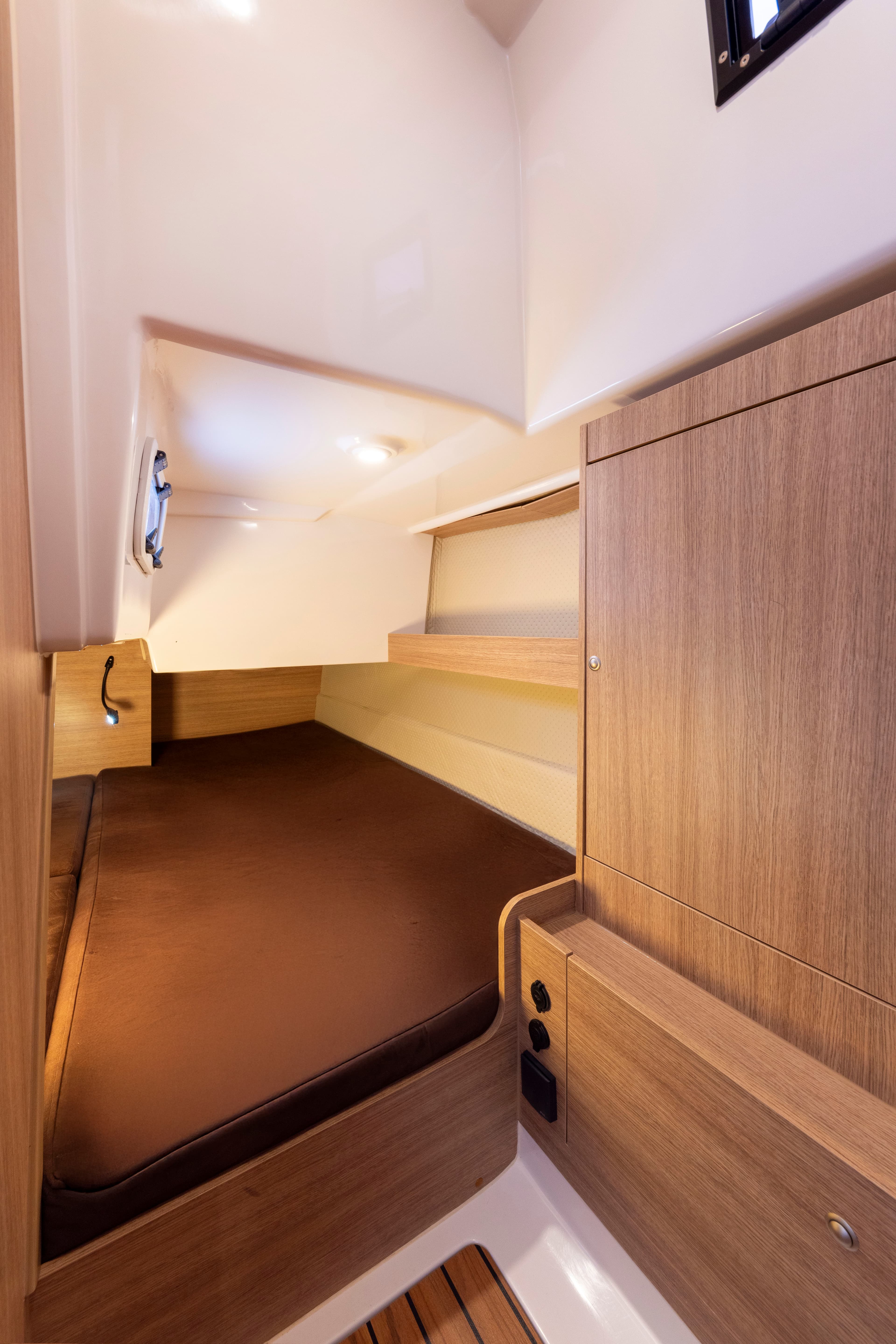 Nexus Revo 870 Prestige - photo 25