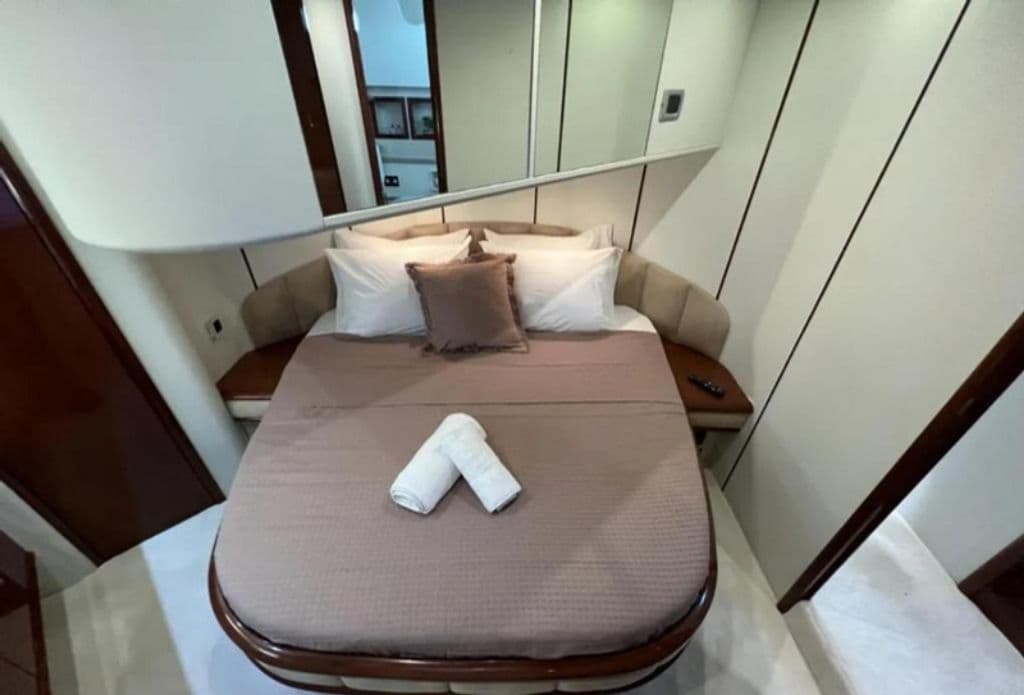 Fairline Squadron 52 - photo 10