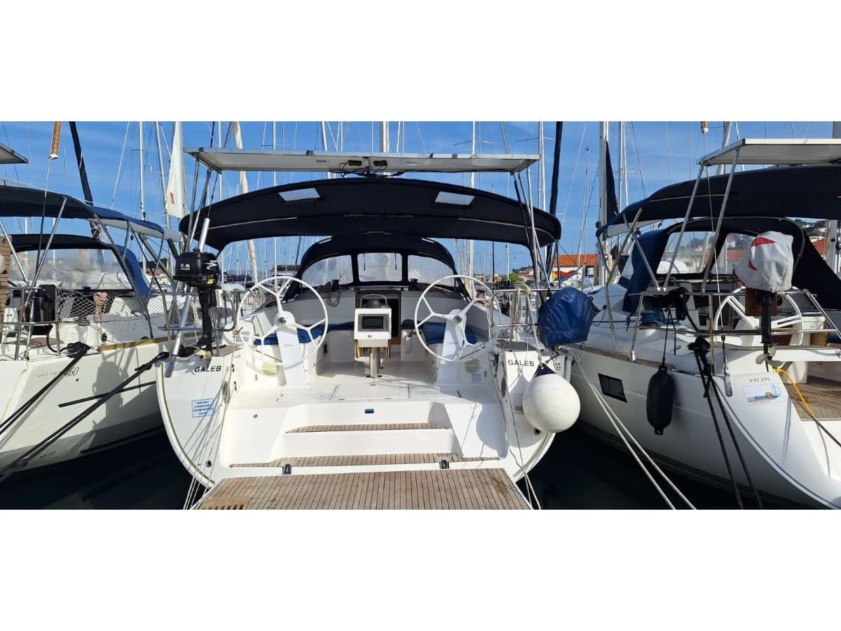 Bavaria Cruiser 46 - photo