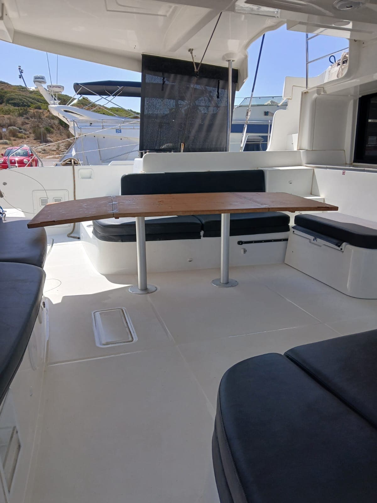 Lagoon 46  - photo 11