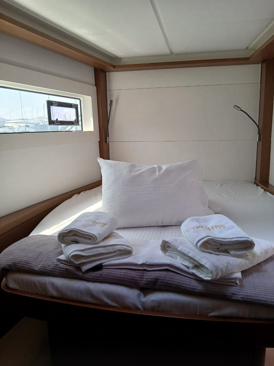 Lagoon 46  - photo 33