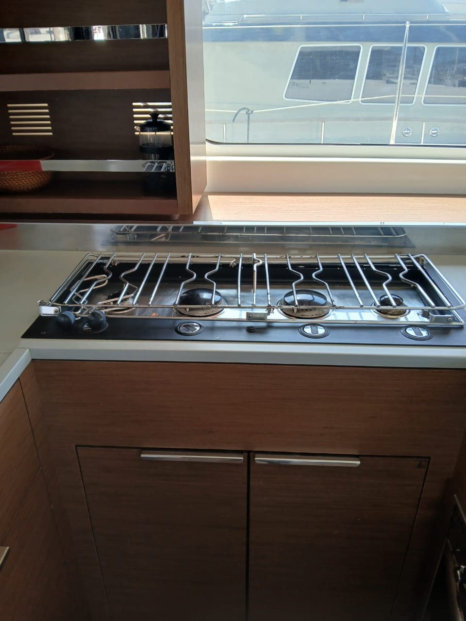 Lagoon 46  - photo 6