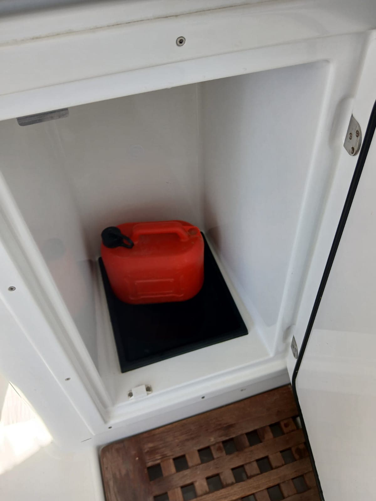 Lagoon 46  - photo 26