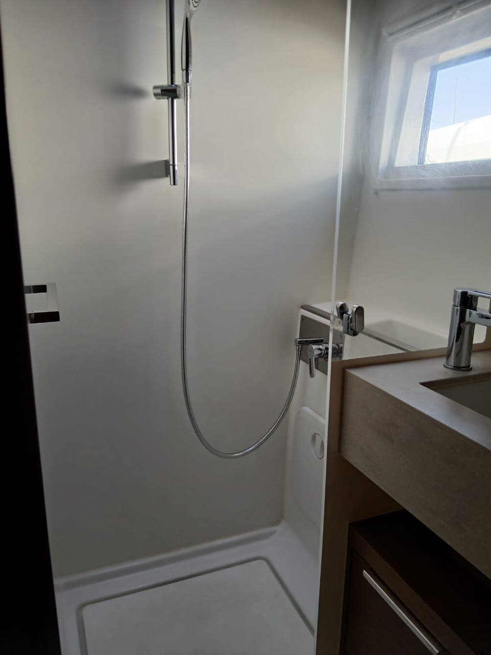 Lagoon 46  - photo 30