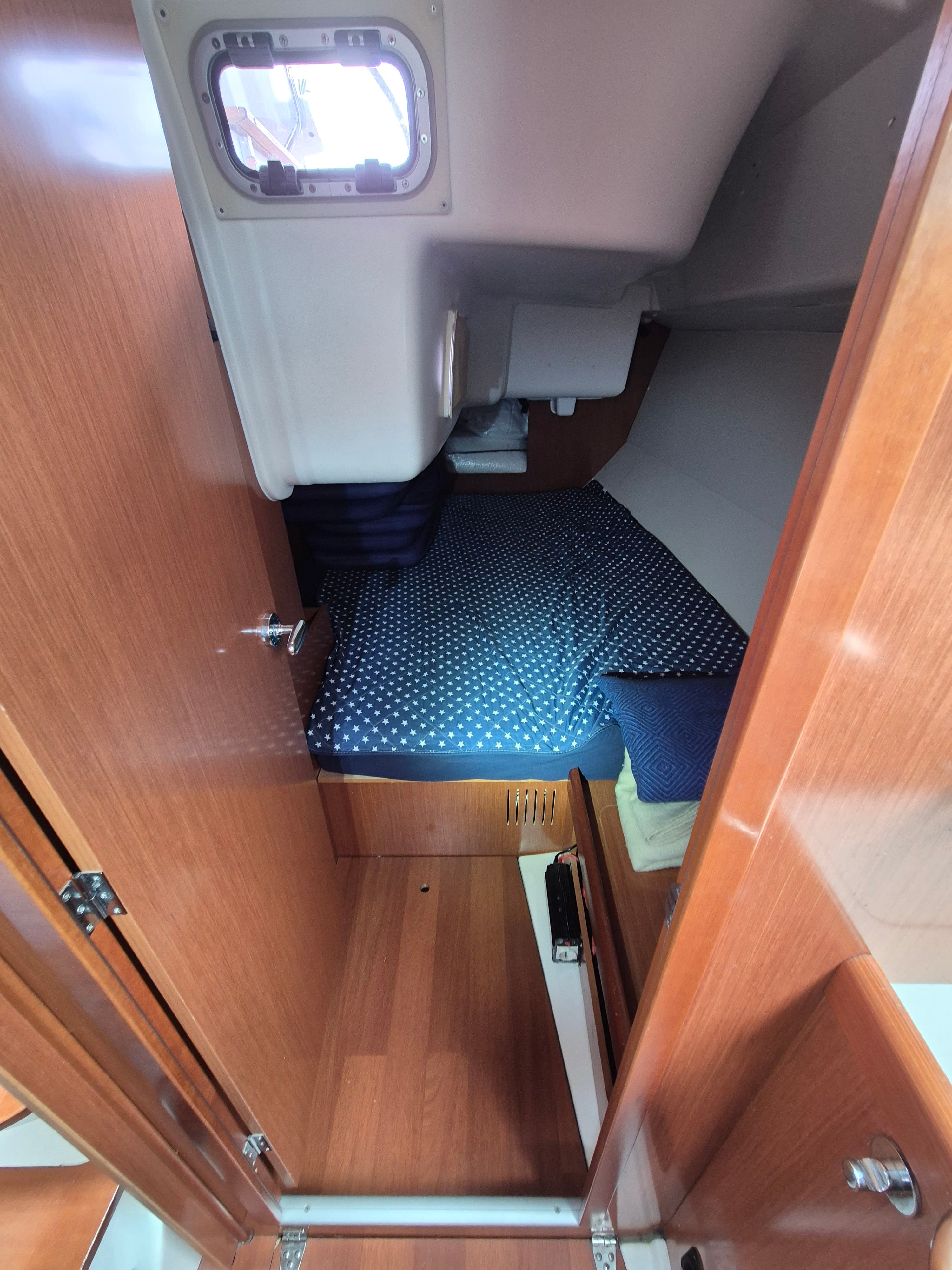 Oceanis 37 - photo 35