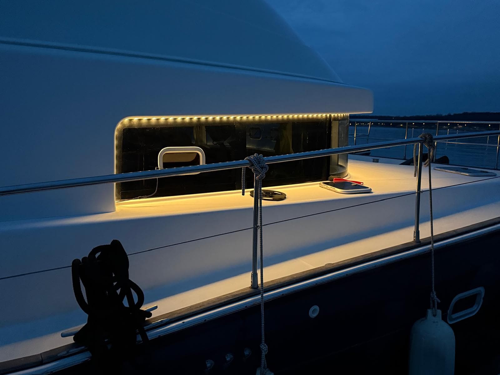 Lagoon Power 44 - photo 9