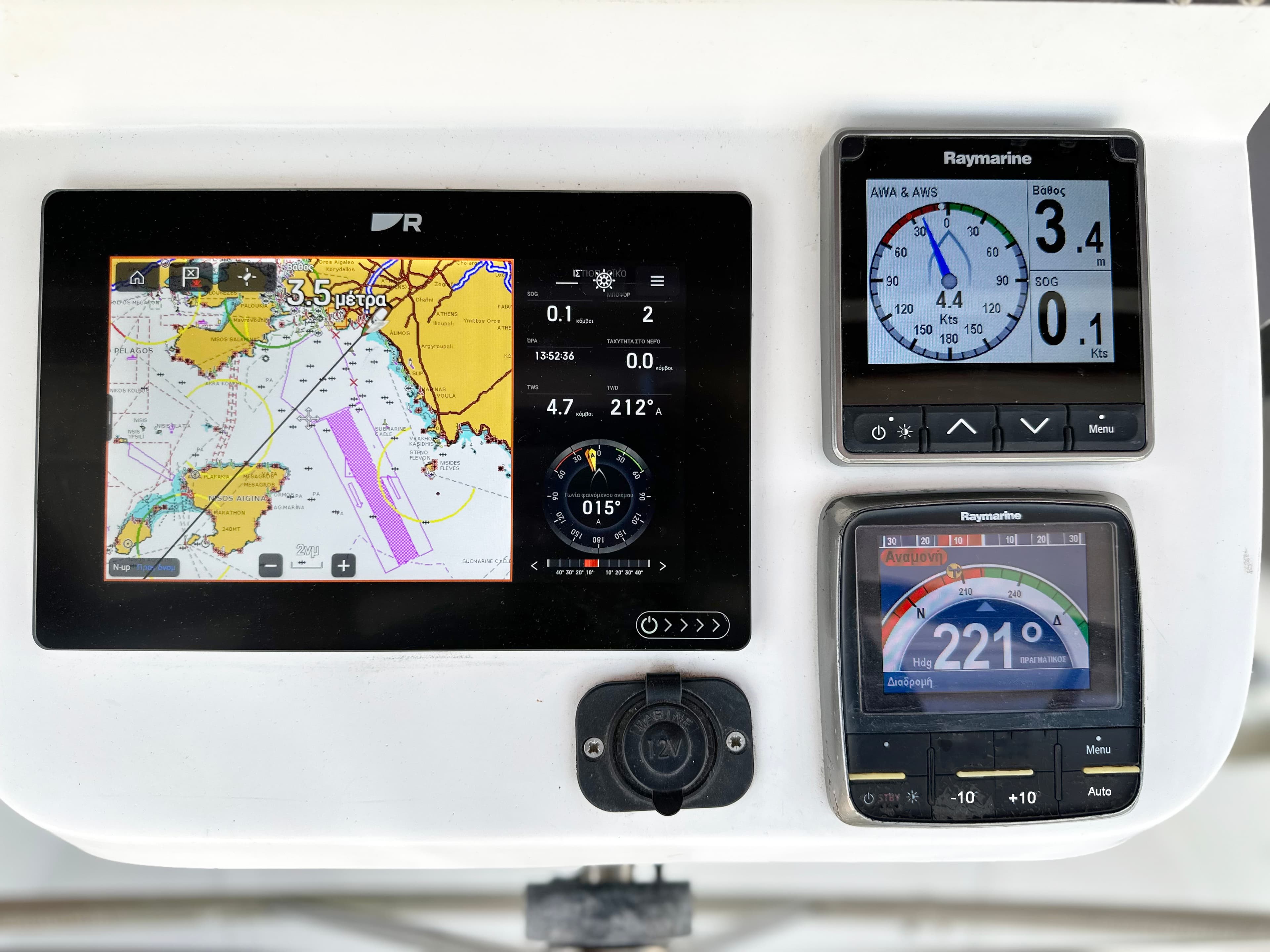 Oceanis 393 - photo 9