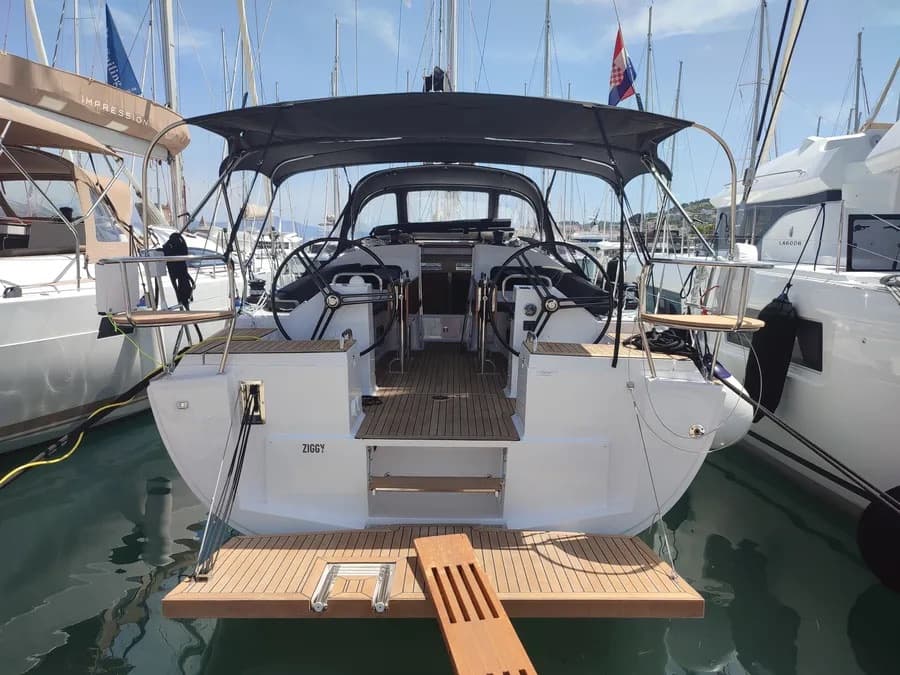 Elan Impression 45.1 - photo