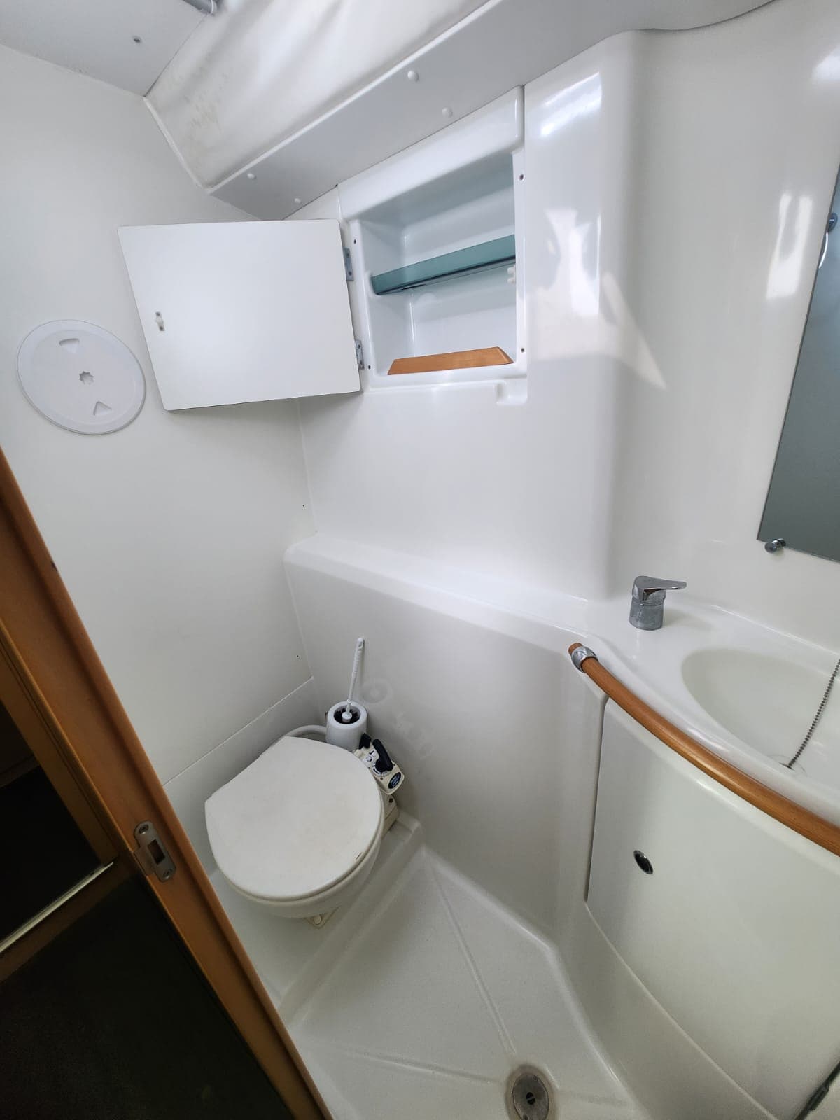 Lagoon 380 - photo 5