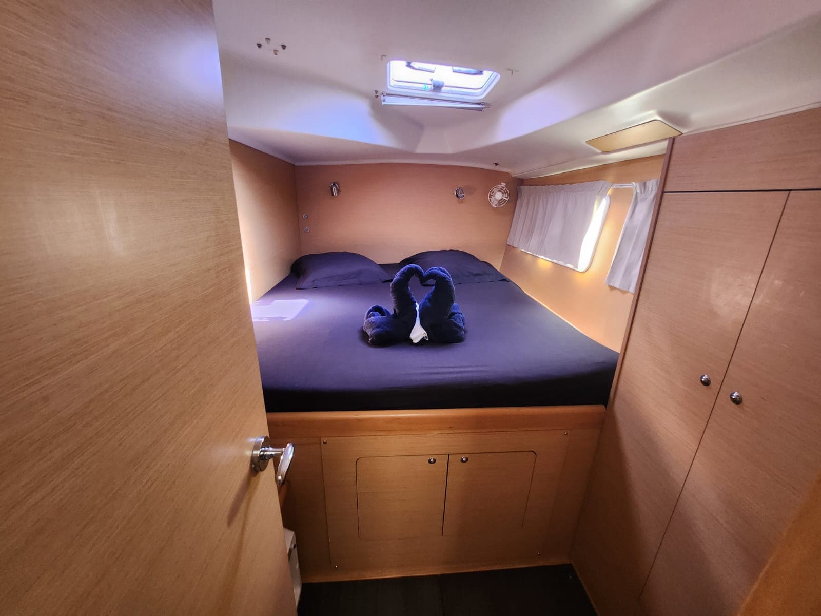 Lagoon 380 - photo 4