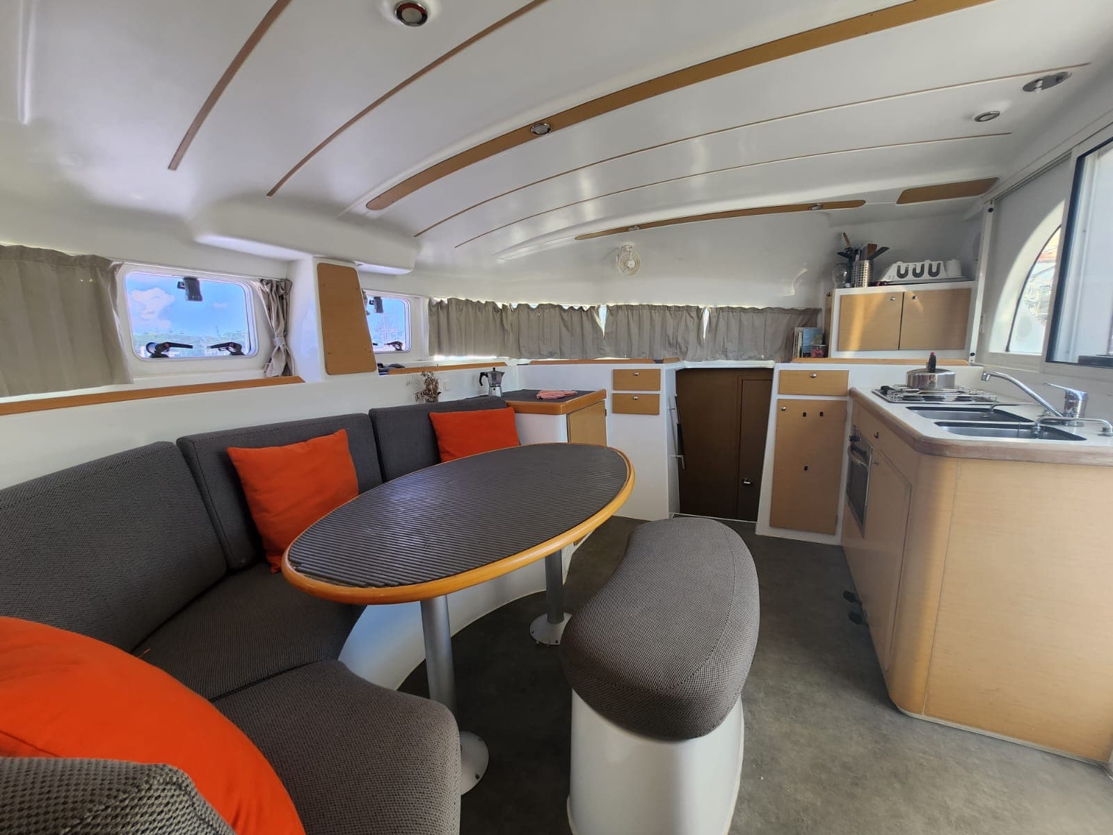 Lagoon 380 - photo 21