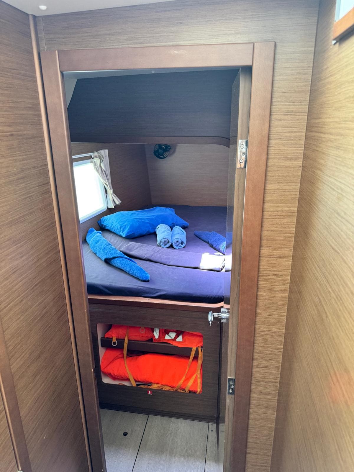 Lagoon 380 - photo 9