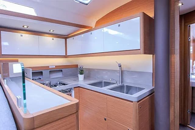 Dufour 530 - photo 7