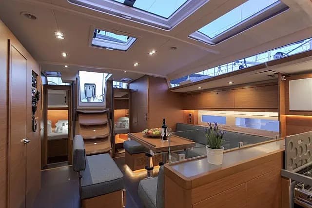 Dufour 530 - photo 14