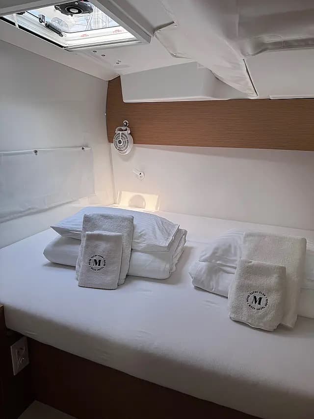 Excess 11 - photo 11