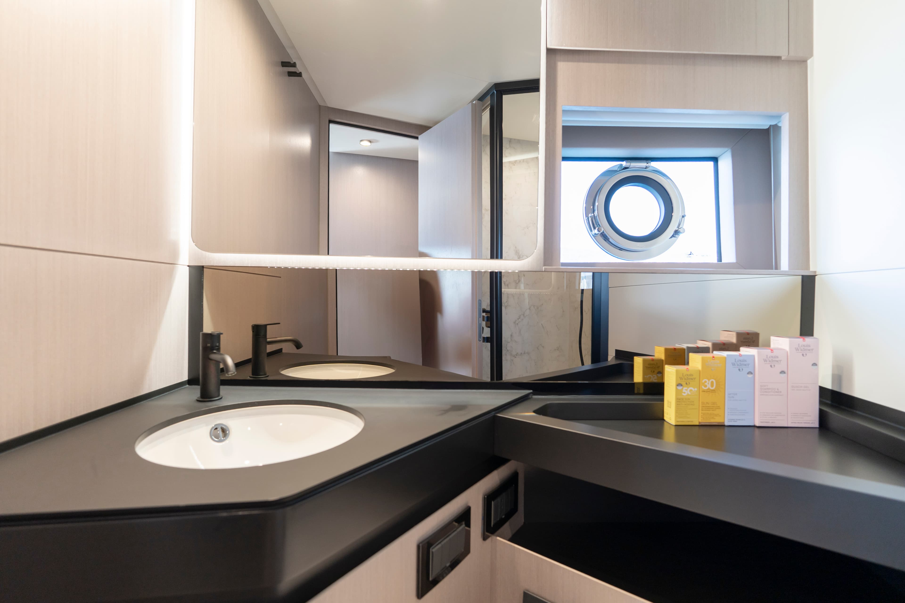 Azimut S7 - photo 103