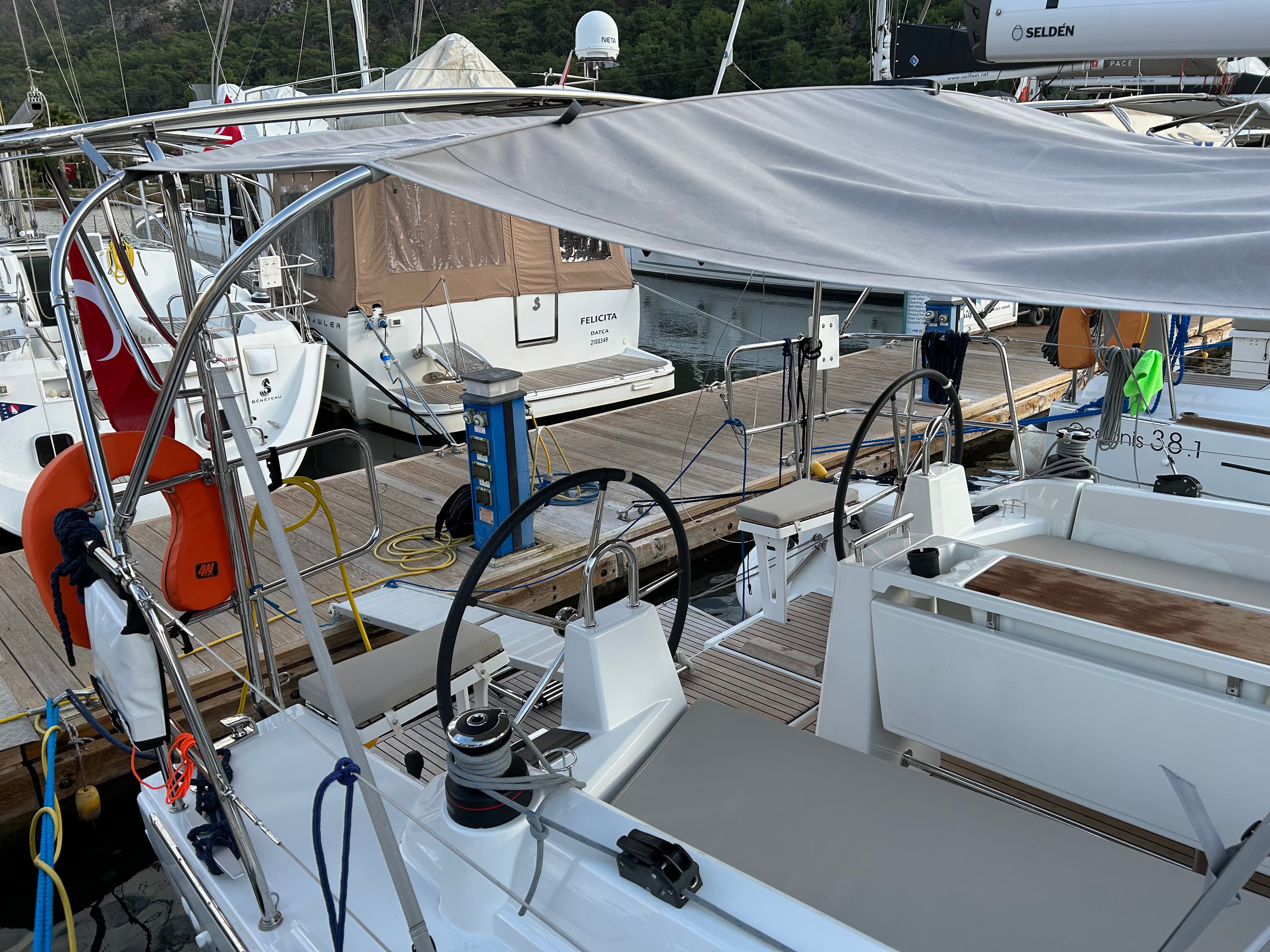 Oceanis 34.1 - photo 28
