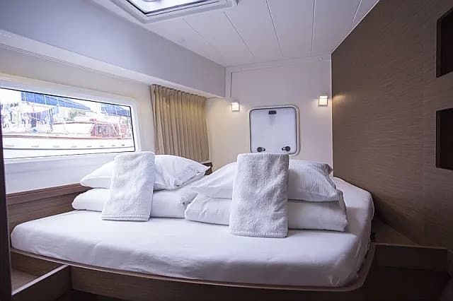 Lagoon 42 - photo 11