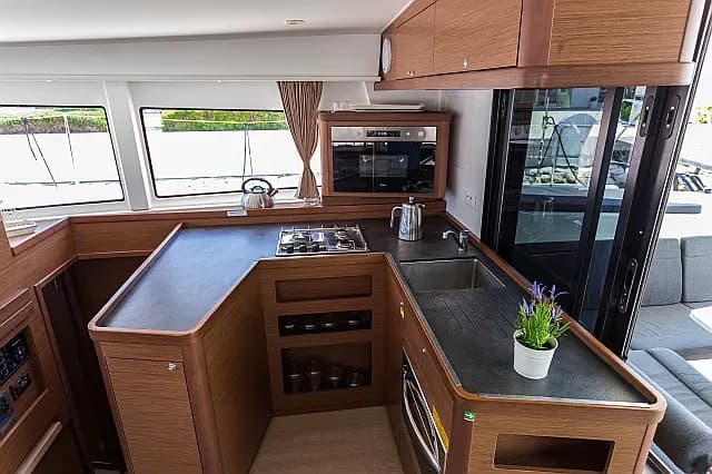 Lagoon 42 - photo 24