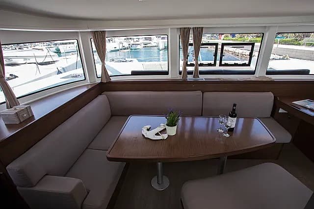 Lagoon 42 - photo 27