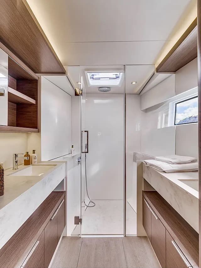 Lagoon 50 - photo 15