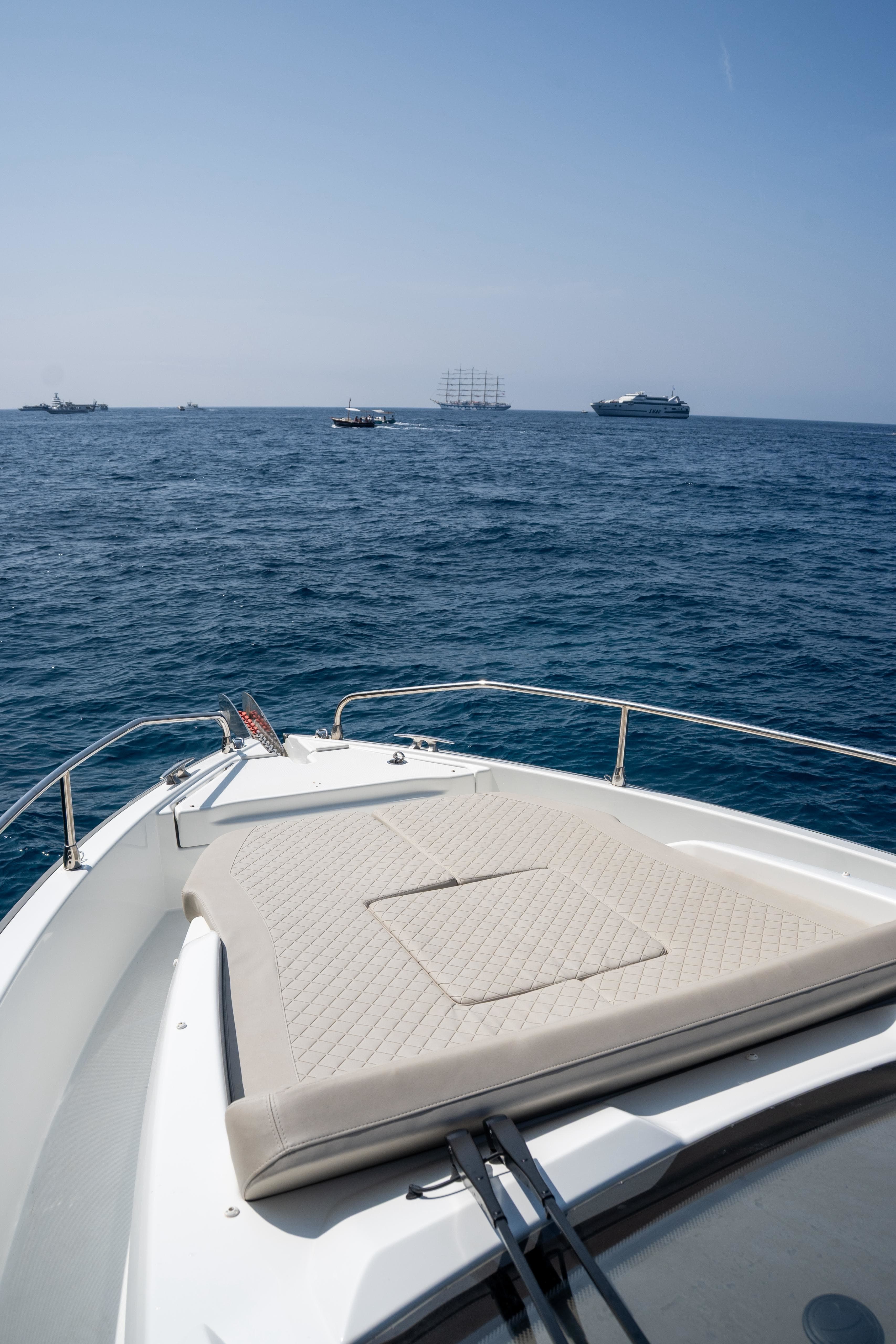 Jeanneau DB/37 - photo 9